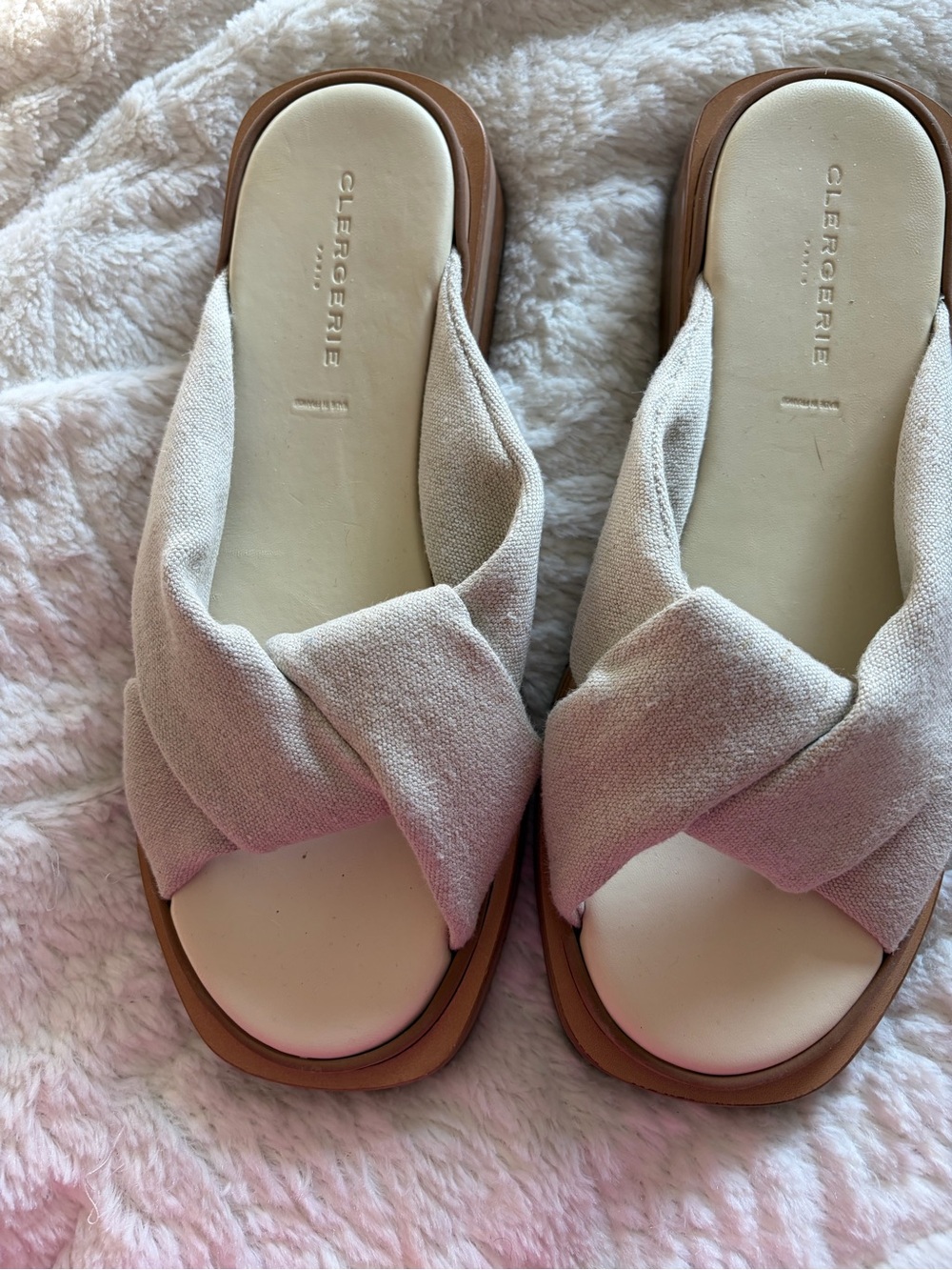 Robert Clergerie Cream Knotted Slide Mules